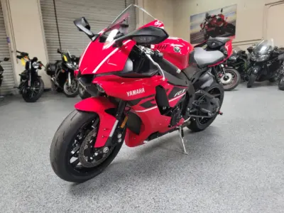 2019 Yamaha R1