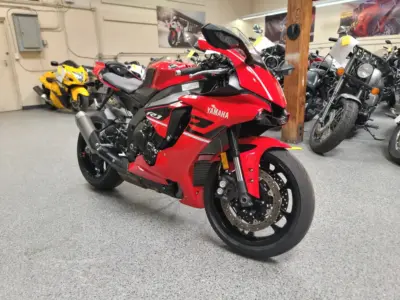 2019 Yamaha R1