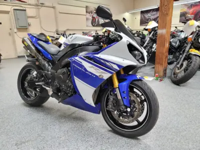 2014 Yamaha R1