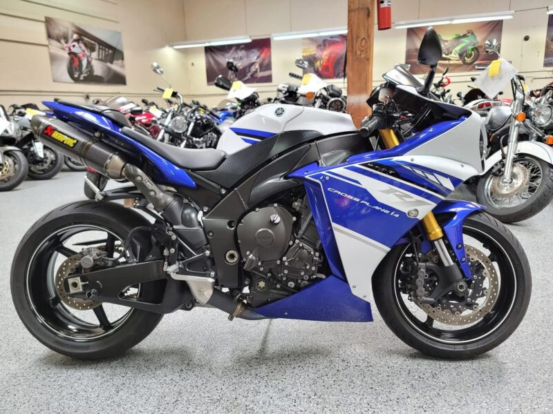 2014 Yamaha R1