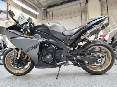 2014 Yamaha R1
