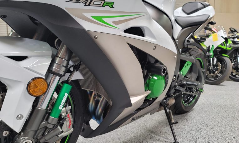 2017 Kawasaki Ninja ZX10R - AK Motors