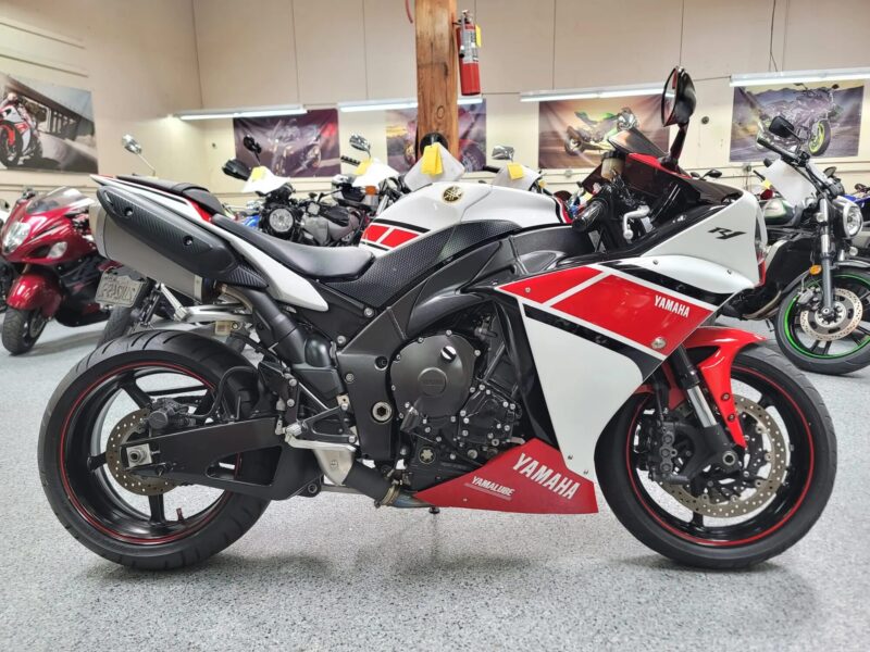 2012 Yamaha R1 Crossplane