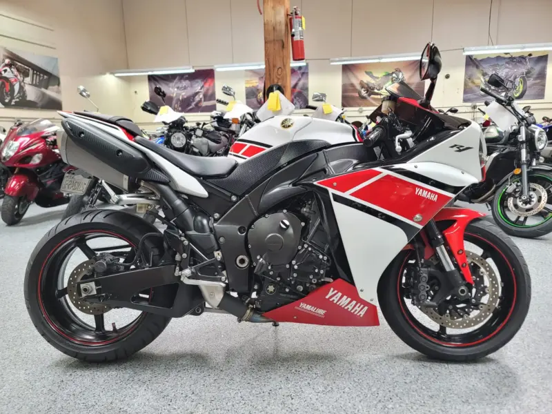 2012 Yamaha R1 Crossplane