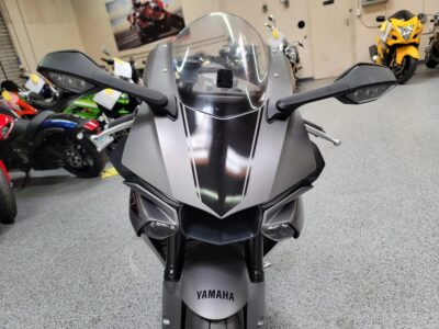 2016 Yamaha R1