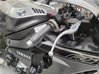 2016 Yamaha R1