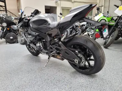 2016 Yamaha R1