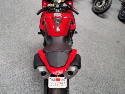 2013 Yamaha R1 RAVEN