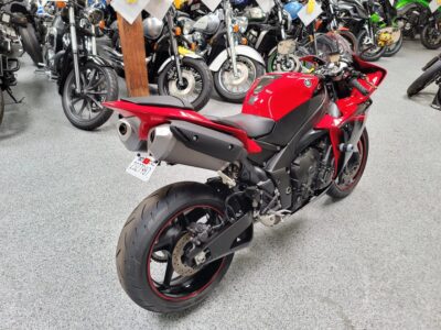 2013 Yamaha R1 RAVEN