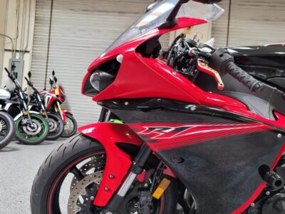 2013 Yamaha R1 RAVEN
