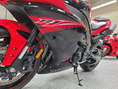 2013 Yamaha R1 RAVEN