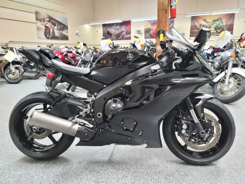 2020 Yamaha R6