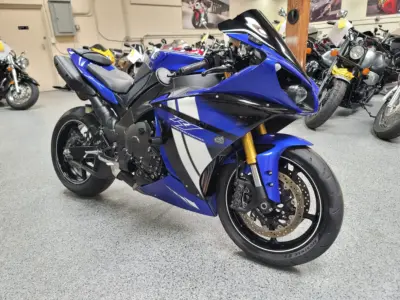 2012 Yamaha R1