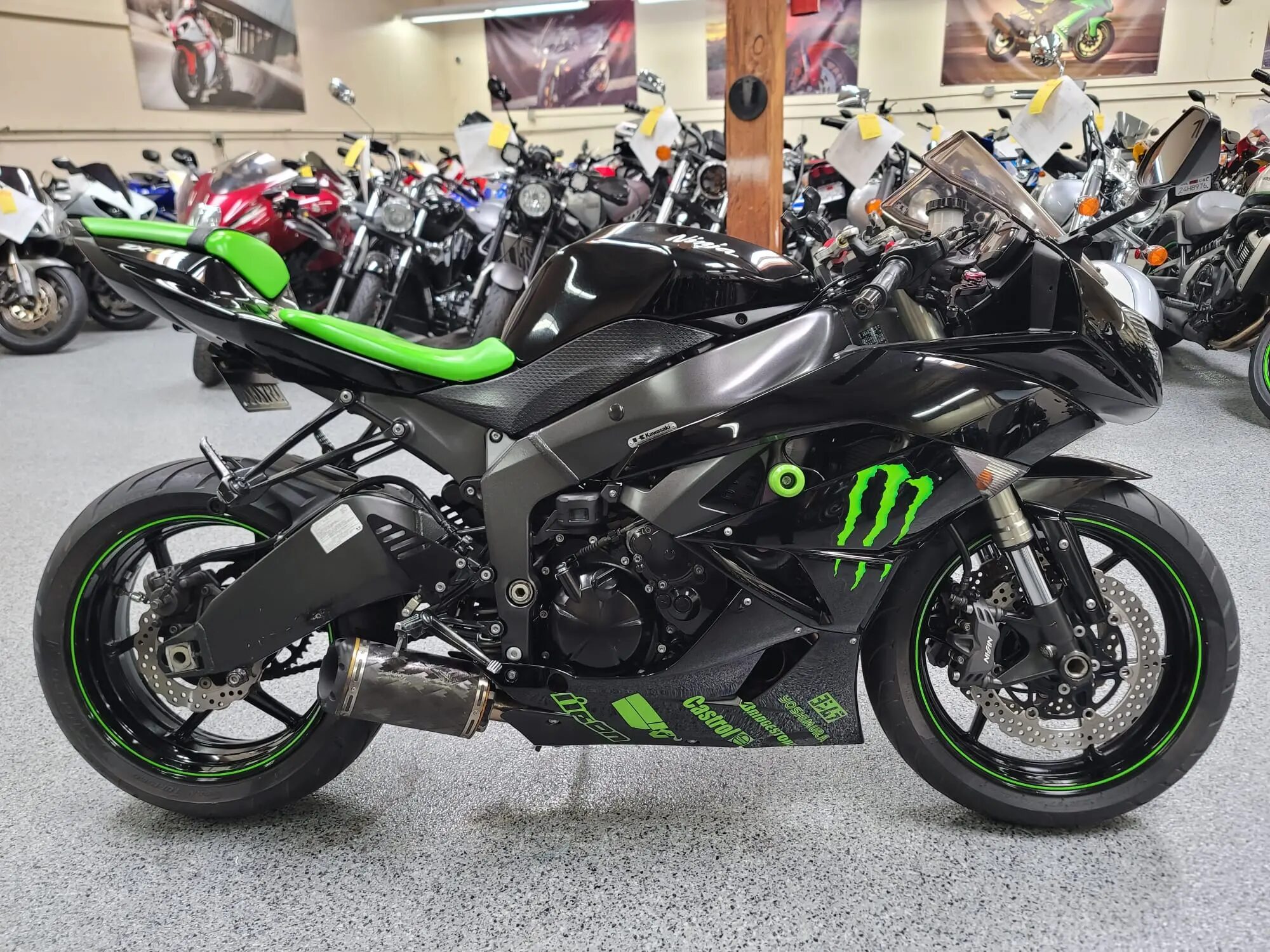 2009 Kawasaki Ninja ZX6R MONSTER EDITION - AK MotorsAK Motors