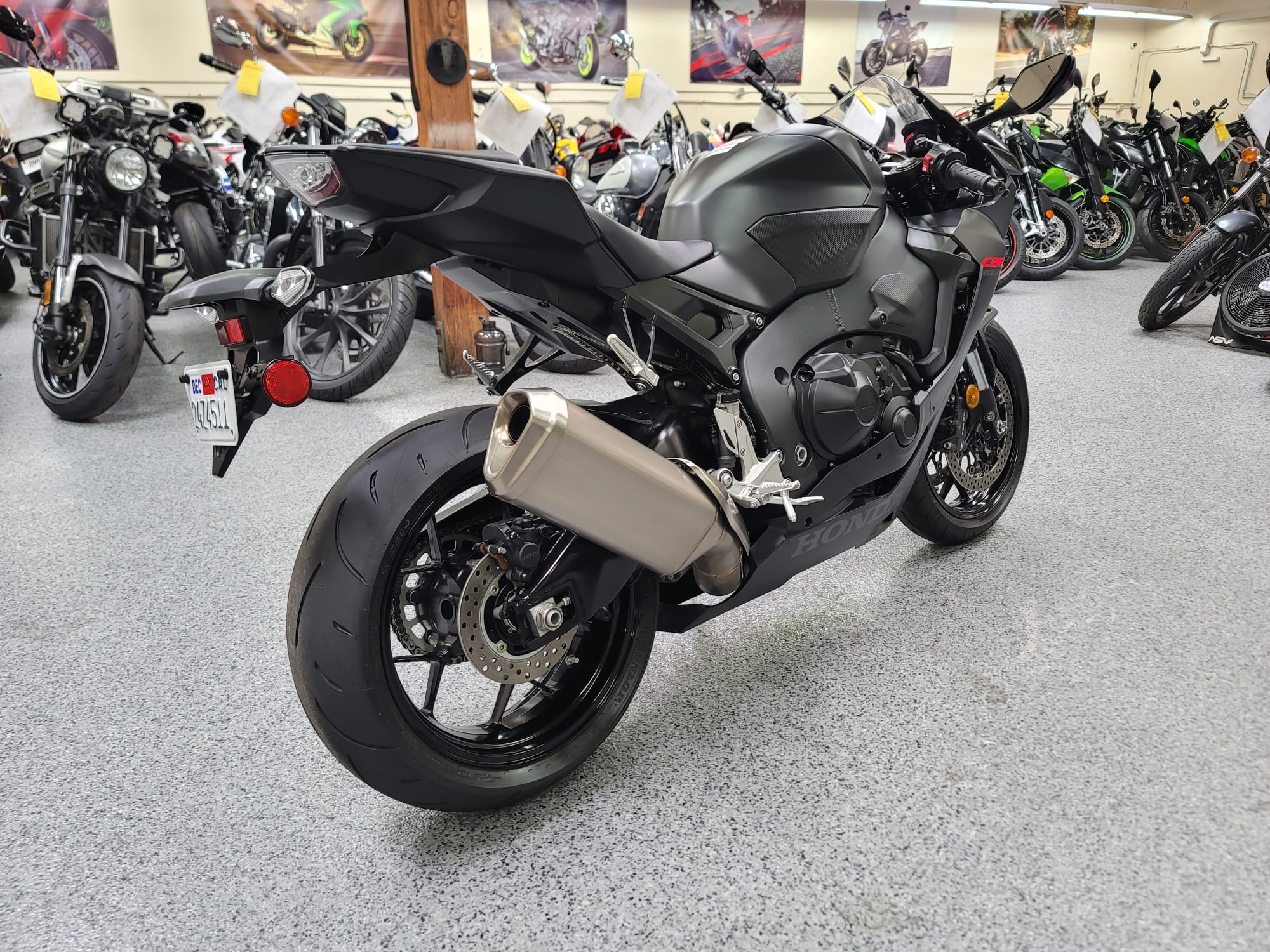 2019 HONDA CBR1000RR 1000 Miles AK Motors