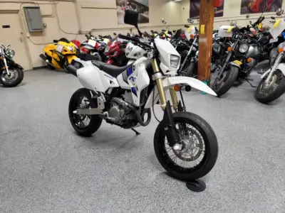 2021 Suzuki DRZ400SM