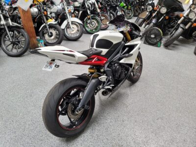2014 TRIUMPH DAYTONA 675R