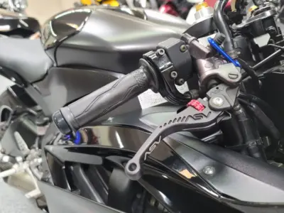 2006 YAMAHA R6 RAVEN