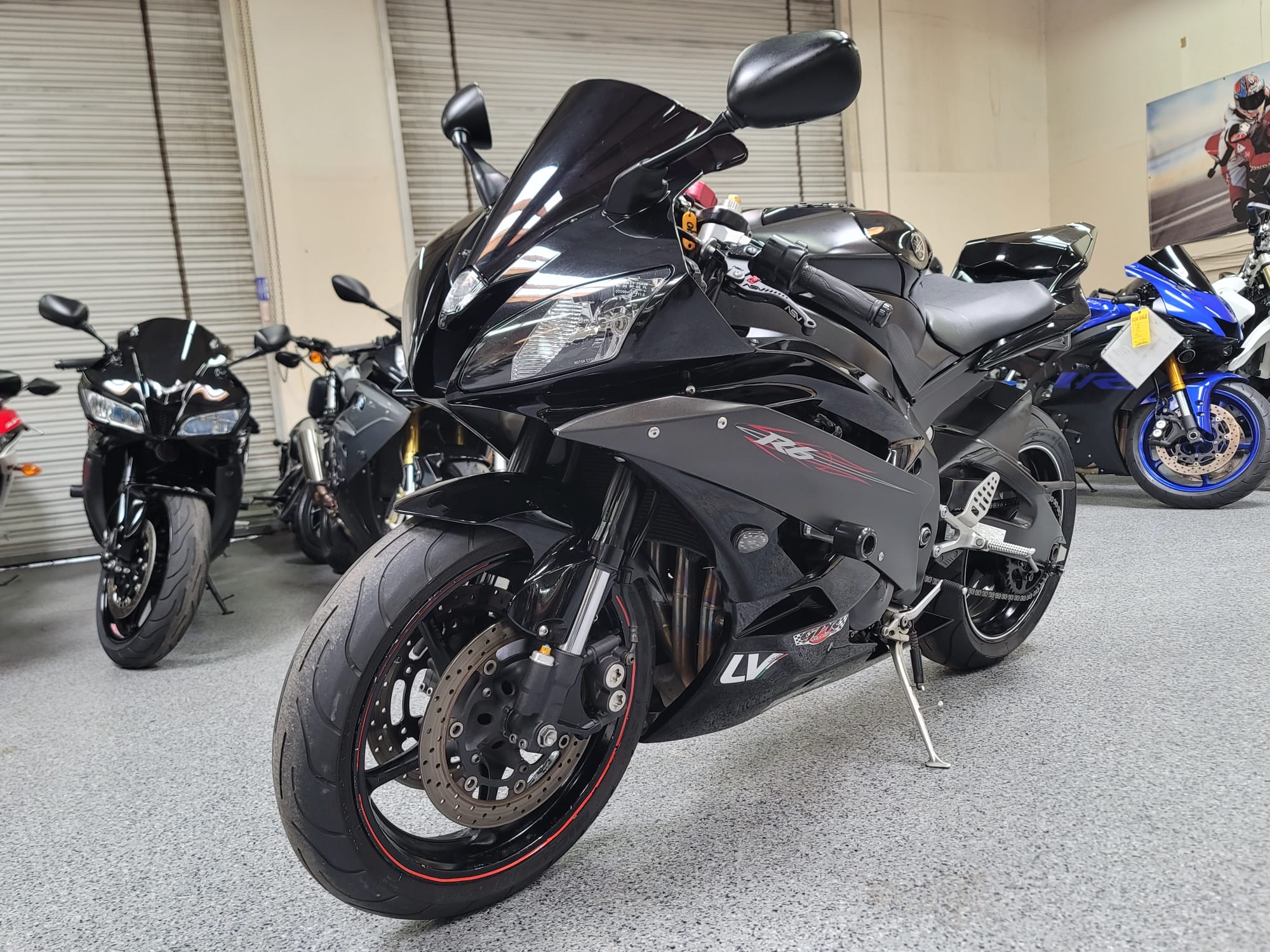 2006 YAMAHA R6 RAVEN 19000 Miles AK Motors