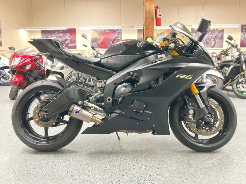 2017 Yamaha R6
