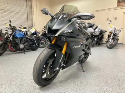2017 Yamaha R6
