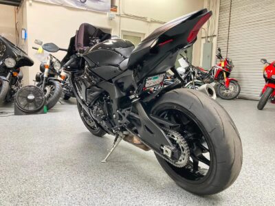 2021 Yamaha R1