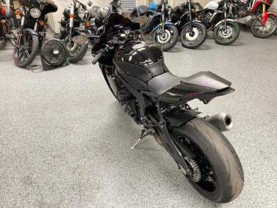 2021 Yamaha R1