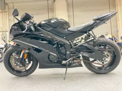 2012 Yamaha R6 Raven