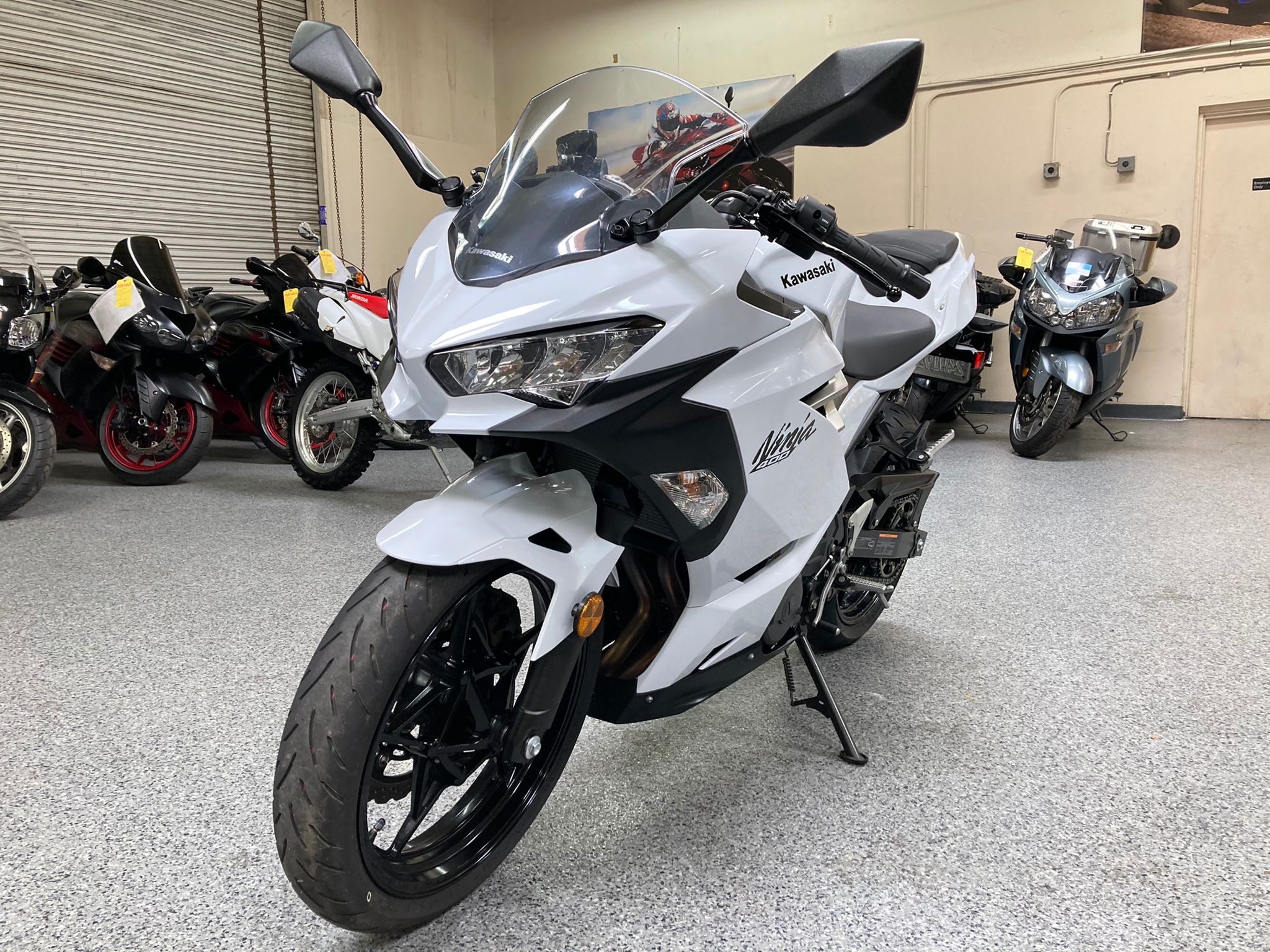 2020 Kawasaki Ninja 400 PEARL WHITE - 2000 Miles | AK Motors