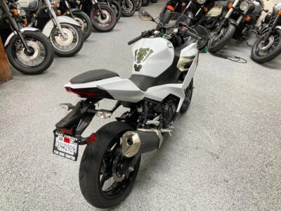 2020 Kawasaki Ninja 400 PEARL WHITE