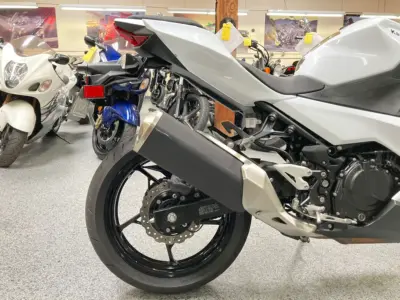 2020 Kawasaki Ninja 400 PEARL WHITE