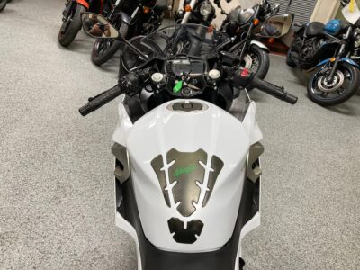 2020 Kawasaki Ninja 400 PEARL WHITE