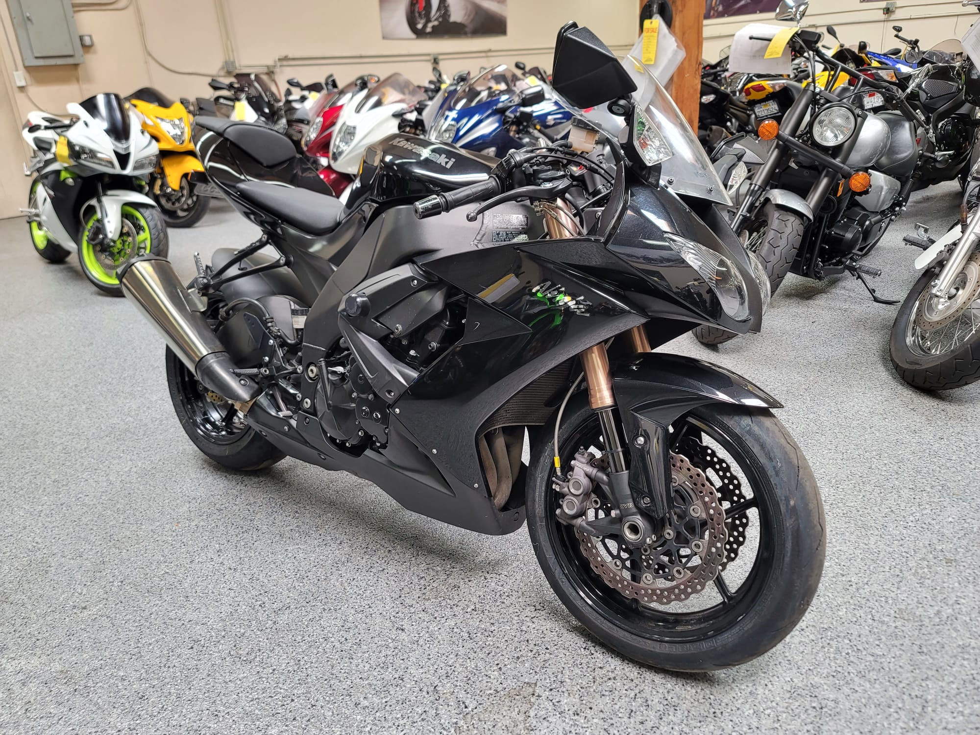 2008 Kawasaki Ninja ZX10R - 25000 Miles | AK Motors