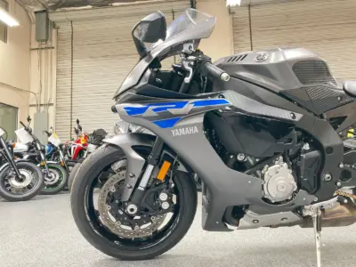 2016 Yamaha R1