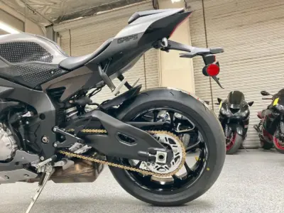 2016 Yamaha R1