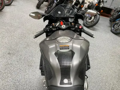 2016 Yamaha R1