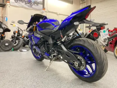 2018 Yamaha R1