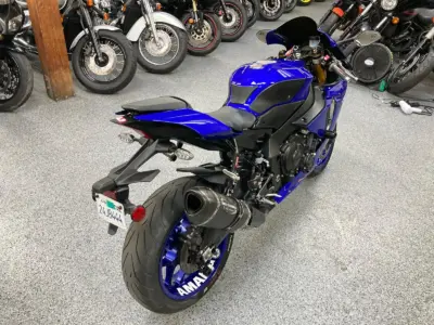 2018 Yamaha R1