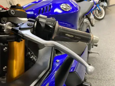2018 Yamaha R1