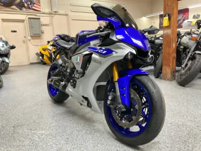2015 Yamaha R1