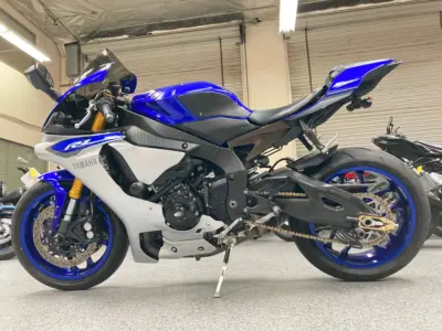 2015 Yamaha R1