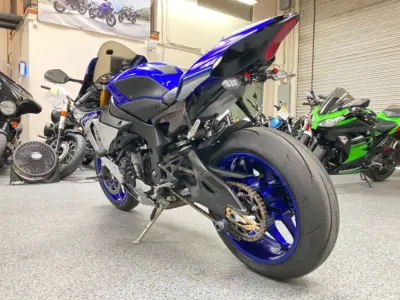 2015 Yamaha R1