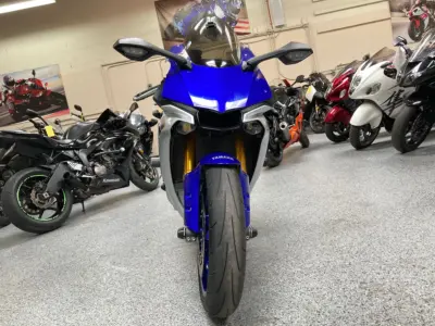 2015 Yamaha R1