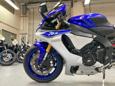 2015 Yamaha R1