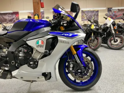 2015 Yamaha R1