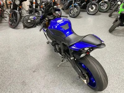 2015 Yamaha R1