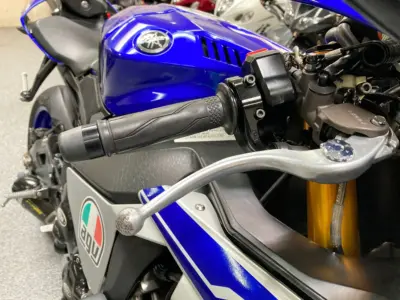 2015 Yamaha R1