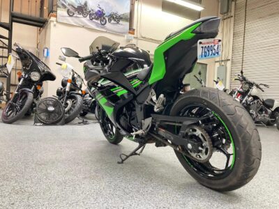 2017 Kawasaki Ninja 300 KRT EDITION ABS