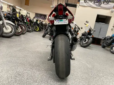 2015 Yamaha R1