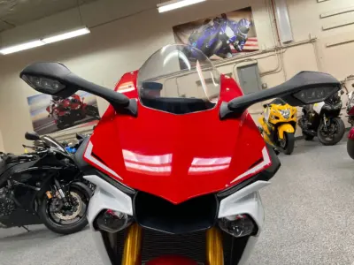 2015 Yamaha R1